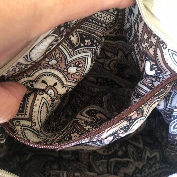 Elegant Vegan Leather Women's Crossbody Bag 👜 Color Taupe Adjustable Strap - Picture 8 of 14